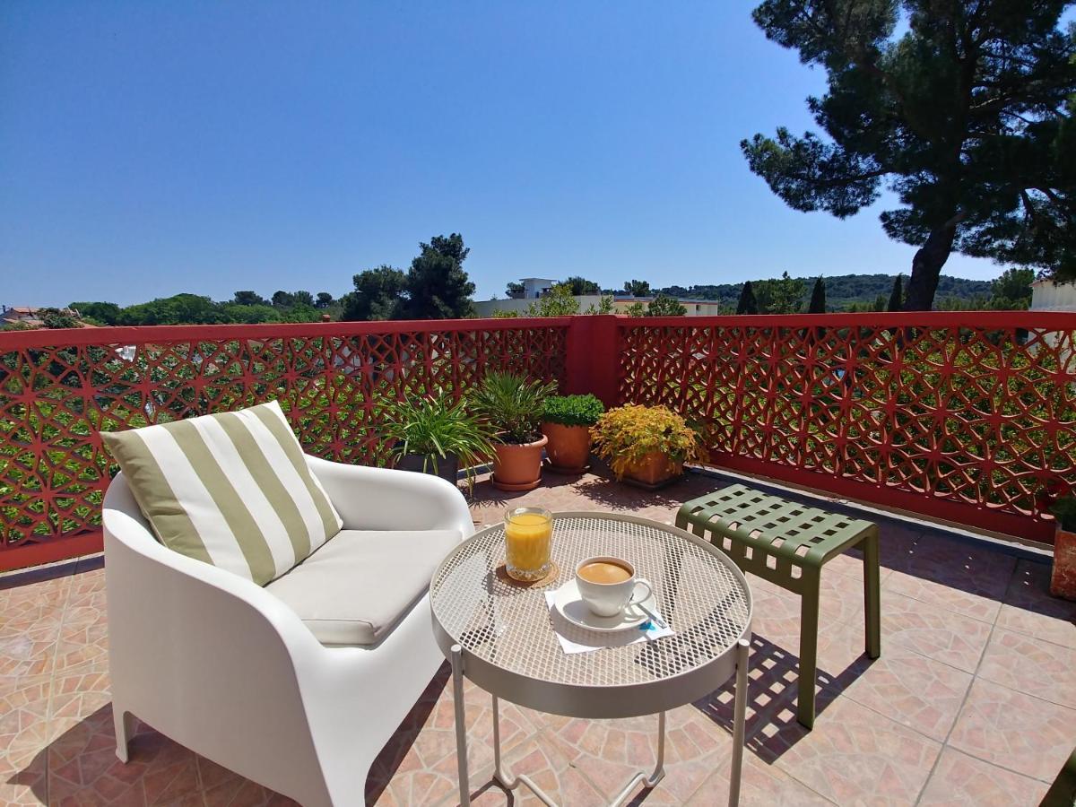 Apartment Axelle 50 Meters To The Beach Banjole Exterior photo