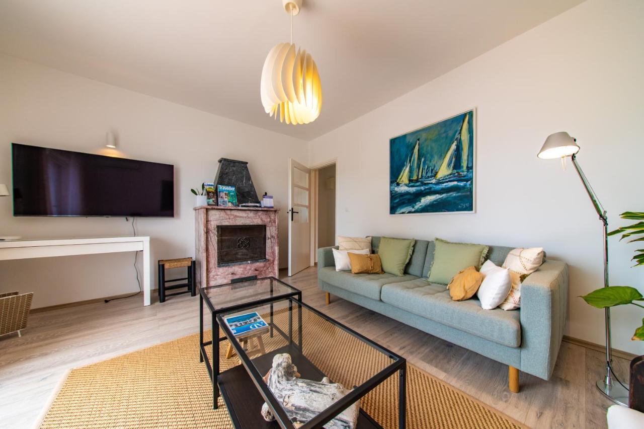 Apartment Axelle 50 Meters To The Beach Banjole Exterior photo