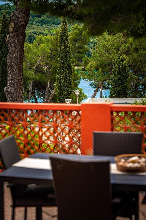 Apartment Axelle 50 Meters To The Beach Banjole Exterior photo